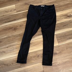 Levi's Women's Dark Blue Skinny Jeans